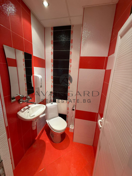 Fully furnished multi -bedroom apartment