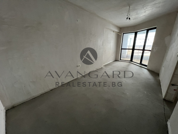 Spacious one -bedroom apartment to Mall Plovdiv