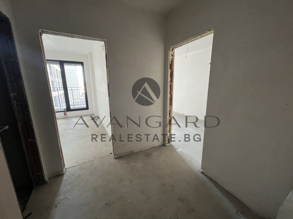 Spacious one -bedroom apartment in front of act 16