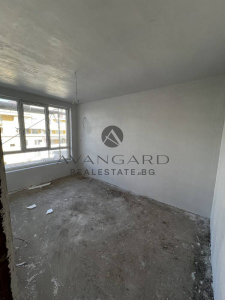 ТРИСТАЕН АПАРТАМЕНТ С АКТ 14 / КЮЧУК ПАРИЖ