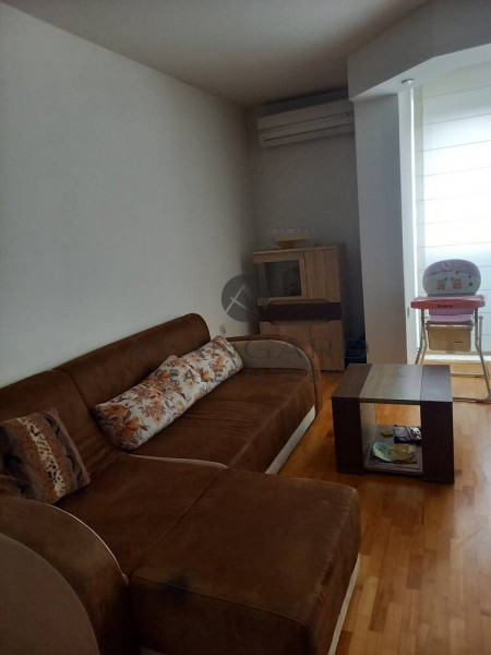 Furnished one -bedroom white birch