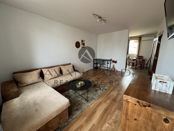 ТРИСТАЕН АПАРТАМЕНТ ДО ВОДНАТА ПАЛАТА