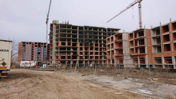ONE BEDROOM SOUTHERN FRONT ACT 14