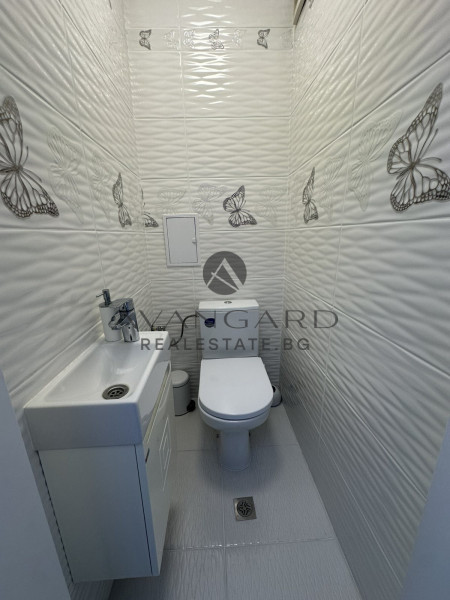 A three -bedroom furnished! Thrace!