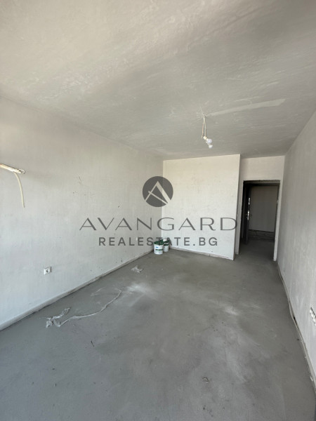 Двустаен апартамент  пред акт 16 !