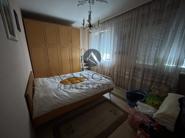 A renovated two -bedroom apartment to Kaufland