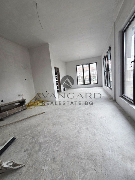 ЕКСКЛУЗИВНО !!! КЪЩА В С. МАНОЛЕ !!! ТРИ СПАЛНИ !!! ДВОР !!!АКТ 16 !!!