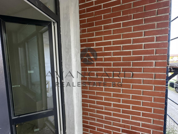 One -bedroom / new modern building