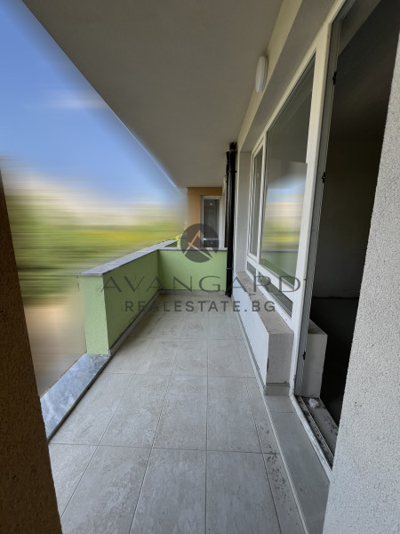 Barred one -bedroom in front of Act 16