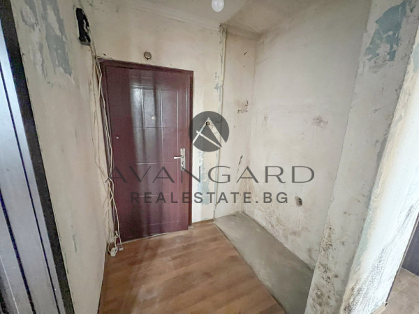 TWO-ROOM APARTMENT WITH THREE SEPARATE ROOMS / KYUCHUK PARIS