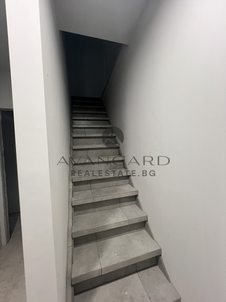 TWO STORY HOUSE ON SUPERCENTER NEAR TRAP