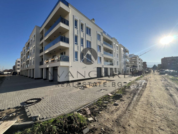 BEFORE ACT 16! Four-room Ostromila