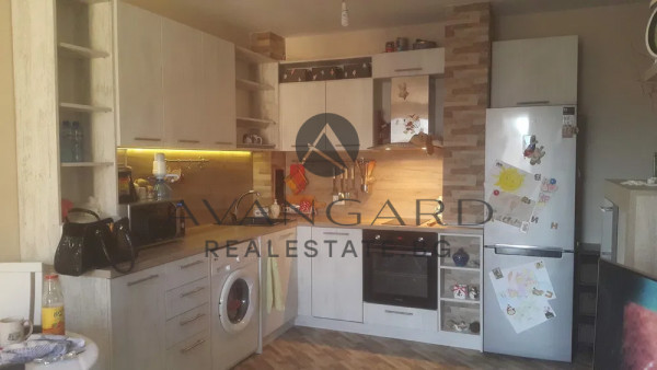 A three -bedroom furnished! Kyuchuk Paris!