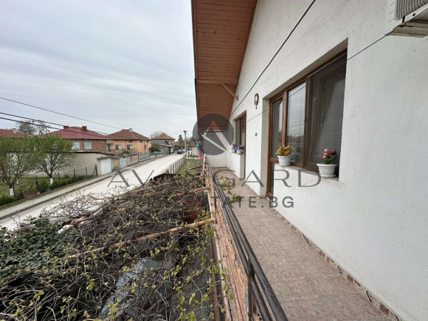 Separate house in the village of Kalekovets!