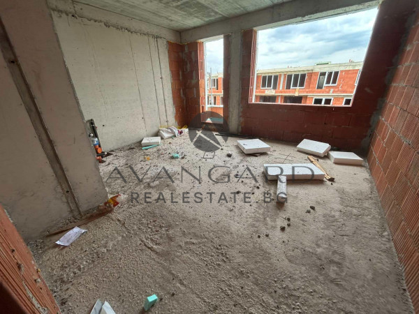 ИЗГОДНО! ДВУСТАЕН С АКТ 14