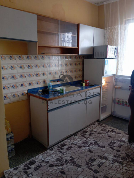 Two -bedroom / real square footage