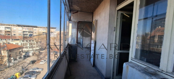 Two -bedroom apartment with garage / kamenitsa 1