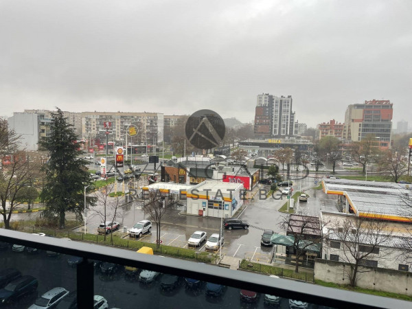 CENTER EAST !!! LUXURY TWO-ROOM APARTMENT!!!