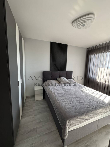 ОБЗАВЕДЕН ДВУСТАЕН АПАРТАМЕНТ В ЛУКСОЗНА СГРАДА