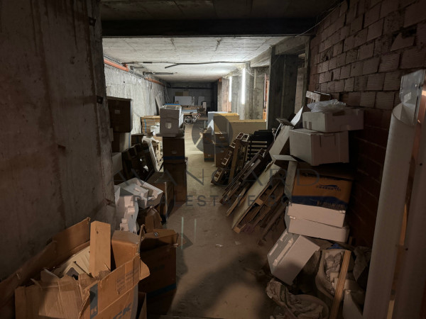 Night Bar / Fitness / Warehouse / Shop