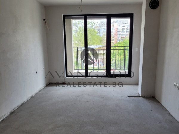 Spread one -bedroom / in front of Act 16