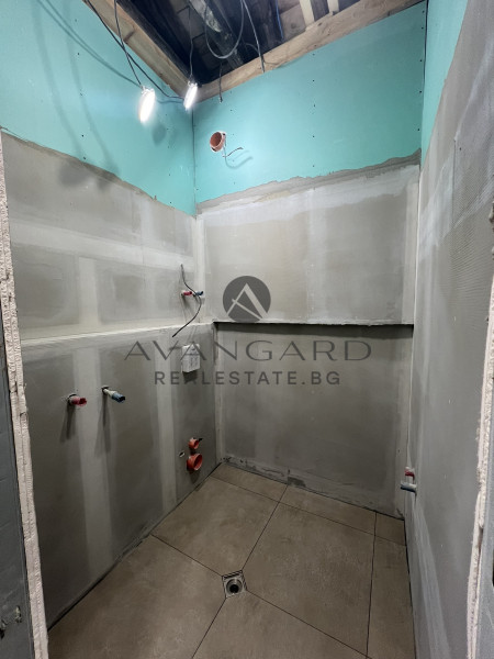 TWO STORY HOUSE ON SUPERCENTER NEAR TRAP