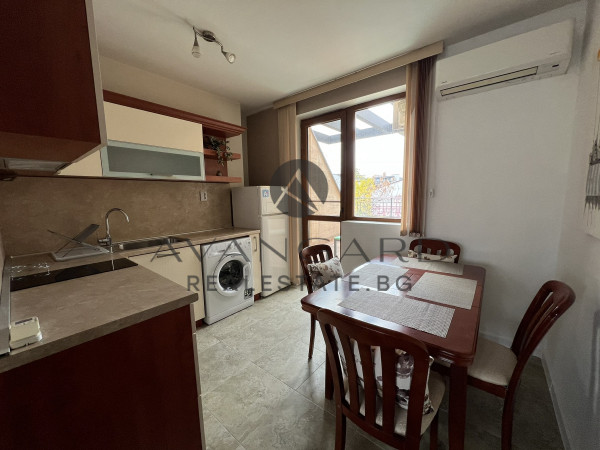 ТРИСТАЕН АПАРТАМЕНТ ДО ВОДНАТА ПАЛАТА