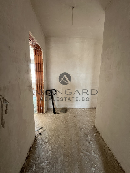 Two -bedroom apartment south with act 14