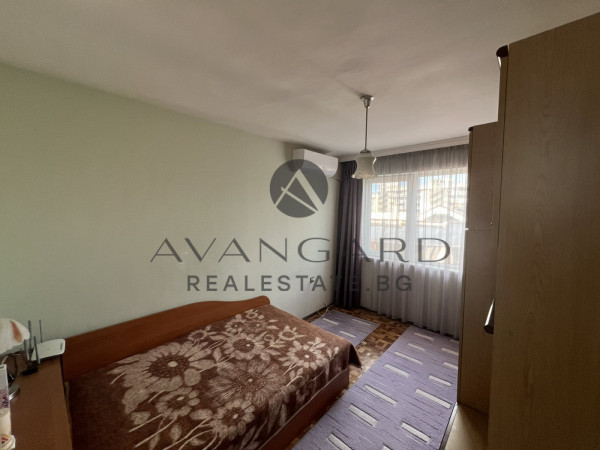 Furnished two -bedroom old town