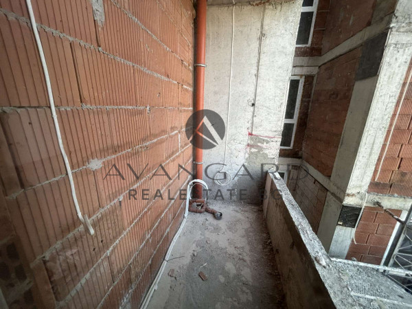 ИЗГОДНО! Едностаен С ПАРКОМЯСТО