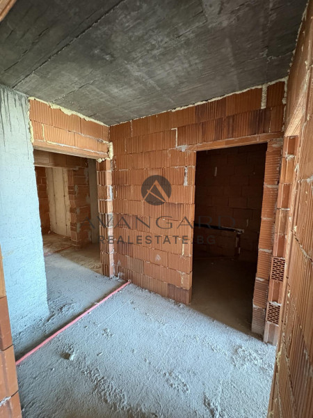 Two bedroom with parking space! Southern