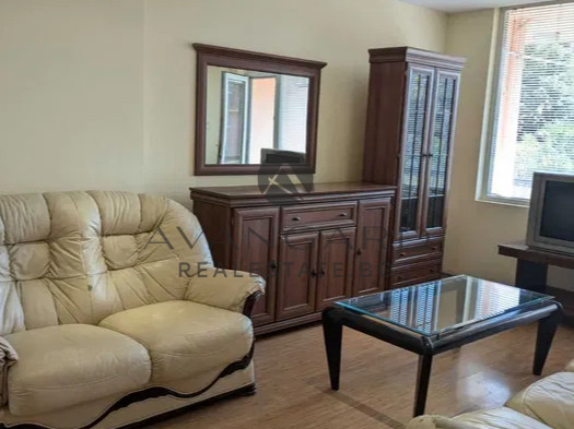 Four-room REAL SQUARE AREA