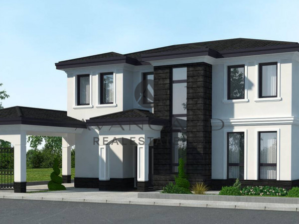 House with 500 sq.m. Yard