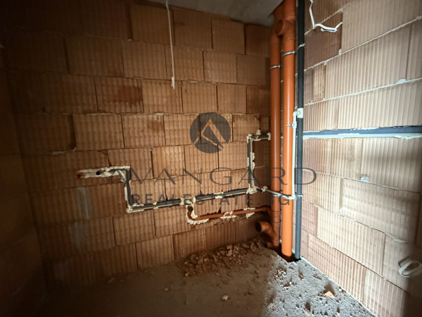 ТРИСТАЕН АПАРТАМЕНТ! МЛАДЕЖКИ ХЪЛМ!