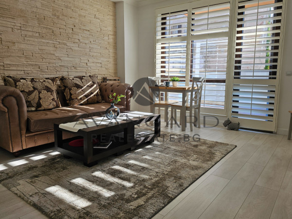 Top location! Center! One bedroom furnished!