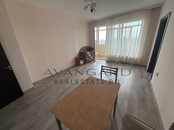 Benefit! Two -bedroom real square footage