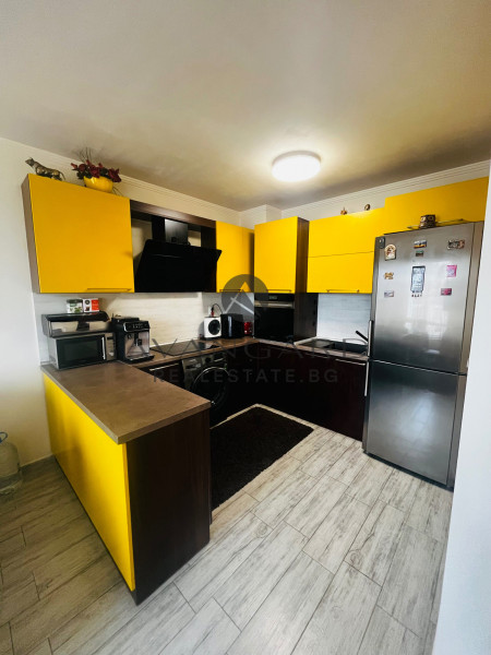 A three -bedroom furnished! Kyuchuk Paris!