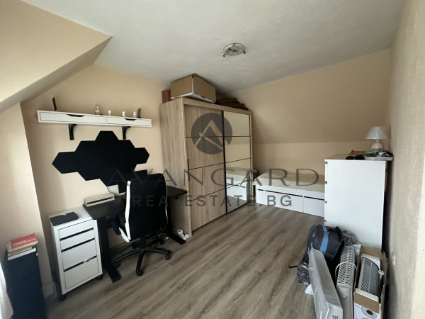 One -bedroom furnished / VMI