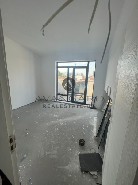 Four room penthause Sydiiski