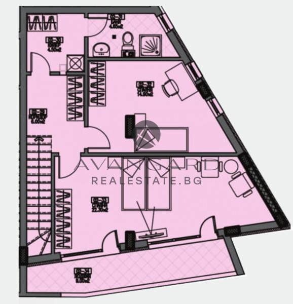 Spacious four-room maisonette with yard and veranda