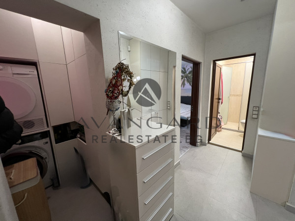 Fully furnished two bedroom to the fair!
