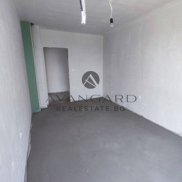 Three-room apartment with ACT 16