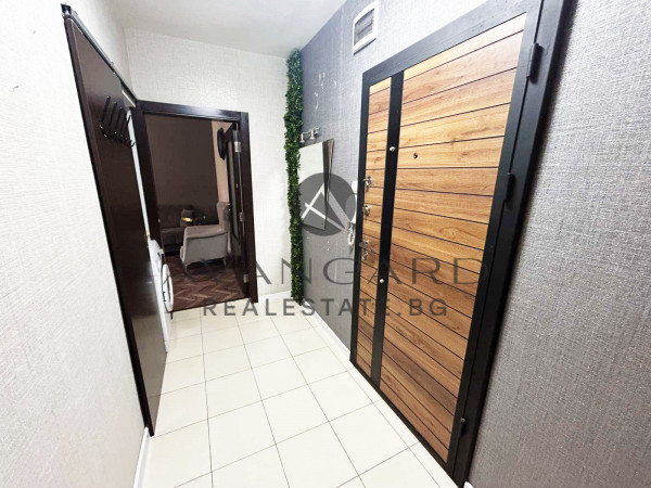 Furnished one -bedroom newcomer