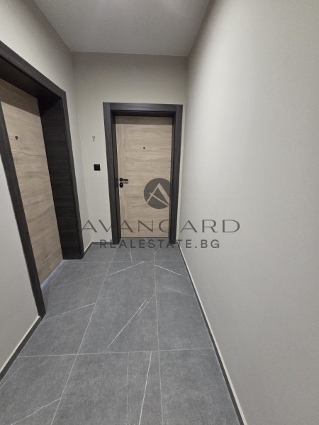 Тристаен Апартамент/Кършияка/ АКТ 16