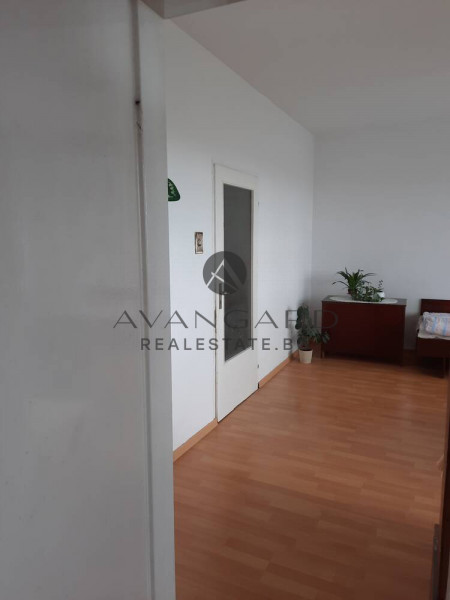 Real square footage! Three separate rooms! Sunrise!