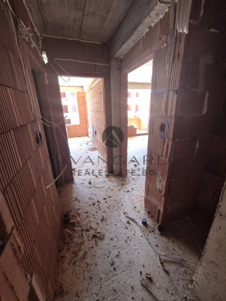 One -bedroom apartment with parking space included in the price