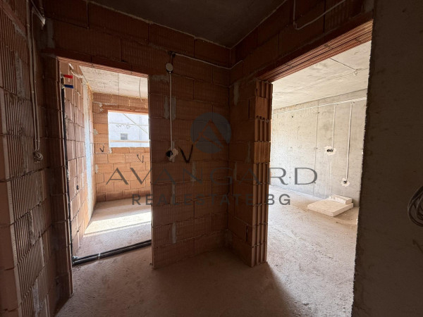 Three bedroom with Act 14! Referees!