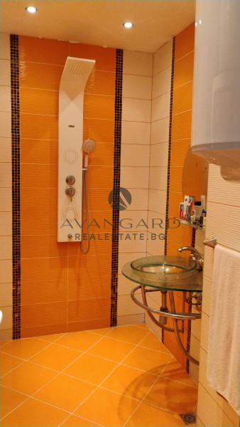 MULTI-ROOM APARTMENT SUNRISE !!! REAL SQUARE !!!