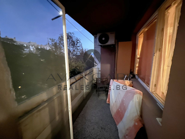 TWO BEDROOM WITH THREE SEPARATE ROOMS! SMYRNENSKY