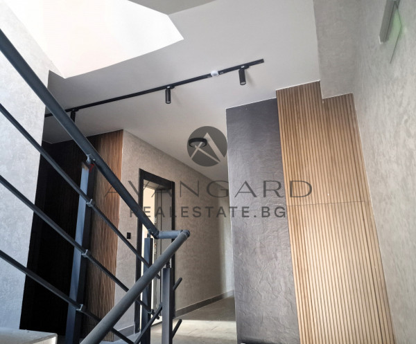 TWO-ROOM APARTMENT WITH PARKING SPACE